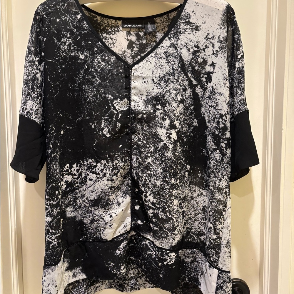 DKNY Men's Monochrome Abstract Button Down Shirt
